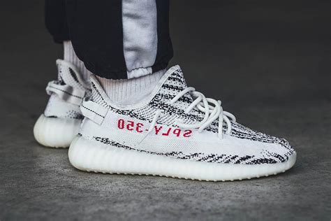 false yeezy 350 v2.